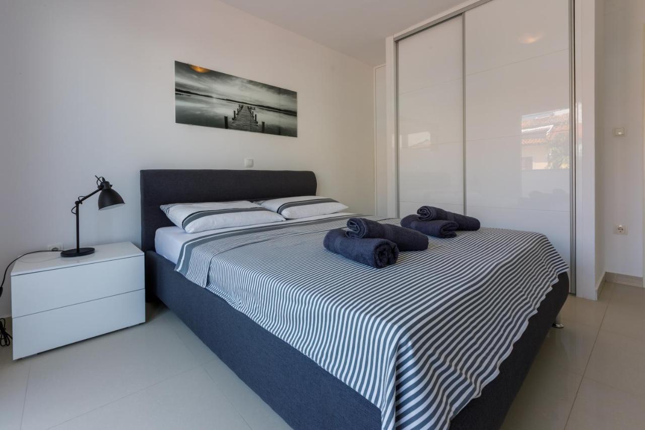 Apartmani Ilicevic Crikvenica Exterior photo