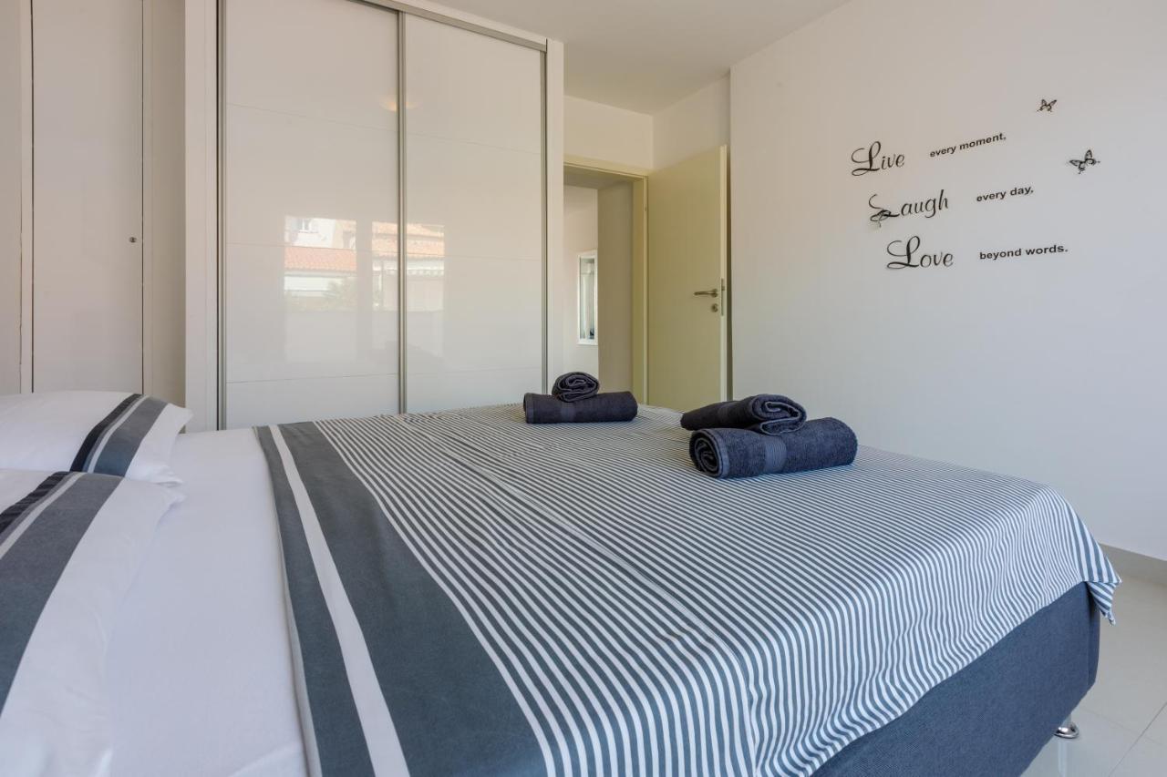 Apartmani Ilicevic Crikvenica Exterior photo